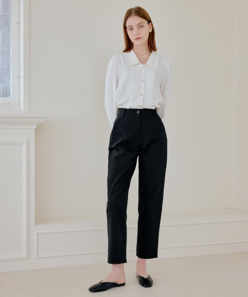YUPPE(ヨッペ)の「COTTON CROP PANTS_BLACK(その他パンツ・レディース・その他・SMALL)」の3枚目の写真