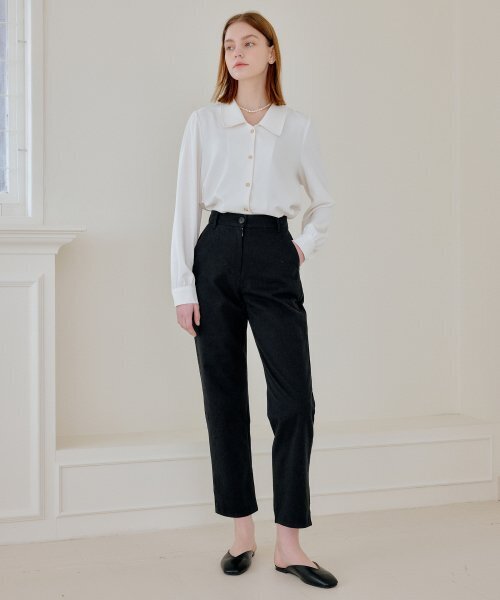 YUPPE(ヨッペ)の「COTTON CROP PANTS_BLACK(その他パンツ・レディース・その他・SMALL)」の4枚目の写真