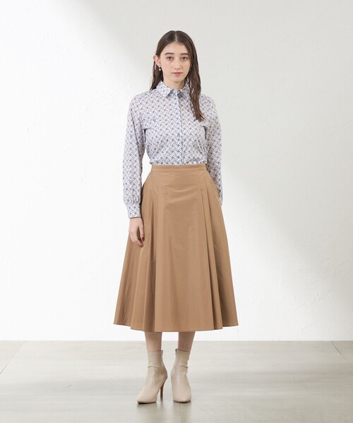amaca(アマカ)の「【LIBERTY】Ribbon Medallion タナローンシャツブラウス(シャツ/ブラウス・レディース・オフホワイト・38/40)」の10枚目の写真
