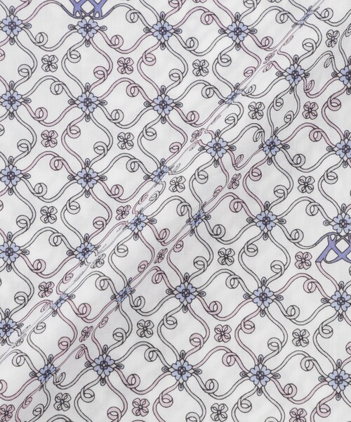 amaca(アマカ)の「【LIBERTY】Ribbon Medallion タナローンシャツブラウス(シャツ/ブラウス・レディース・オフホワイト・38/40)」の2枚目の写真