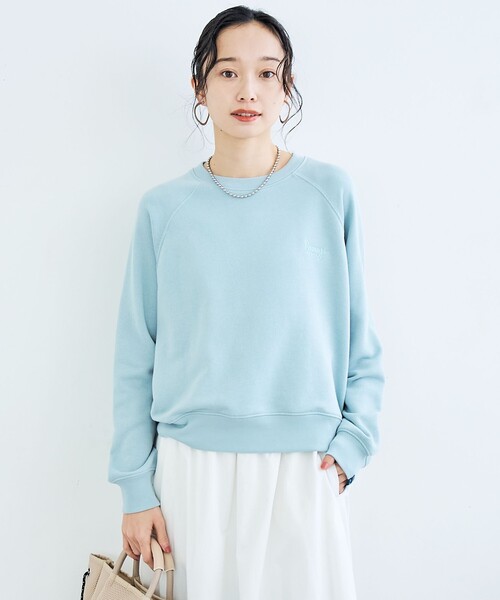 PENNEYS（ぺニーズ）の「【PENNEYS（ぺニーズ）別注】ロゴ刺繍 裏毛ラグランスウェット（スウェット・レディース・クリーム/ナチュラル/ライトブルー/ネイビー・M/L）」の18枚目の写真