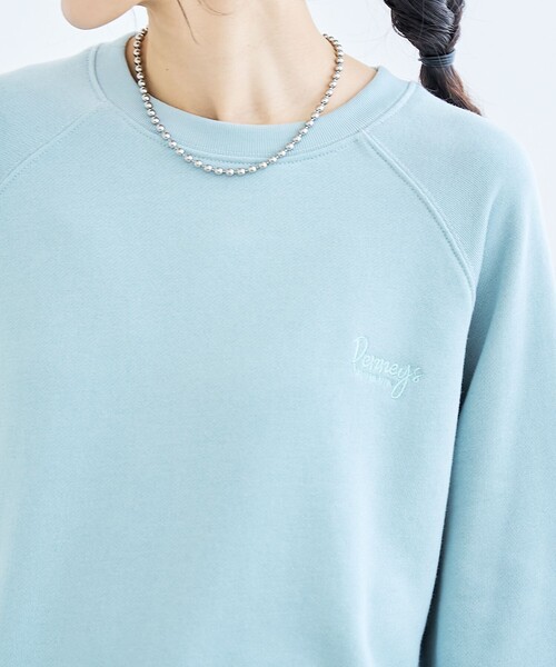 PENNEYS（ぺニーズ）の「【PENNEYS（ぺニーズ）別注】ロゴ刺繍 裏毛ラグランスウェット（スウェット・レディース・クリーム/ナチュラル/ライトブルー/ネイビー・M/L）」の20枚目の写真