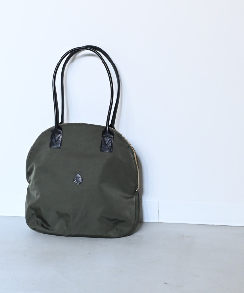 CLEDRAN(クレドラン)の「【本革ハンドル×軽量ナイロン】CL3934 CROIR OVAL BOSTON(ボストンバッグ・レディース・ブラック/オリーブ/ライトグレー/マスタード・FREE)」の3枚目の写真