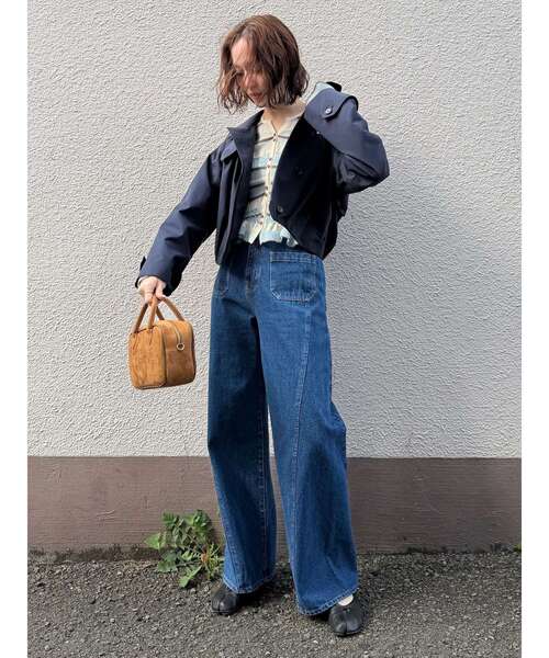 LAGUNAMOON（ラグナムーン）の「タックヘムトレンチライクショートブルゾン（ブルゾン・レディース・ベージュ/ネイビー・FREE）」の13枚目の写真