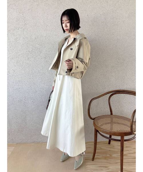 LAGUNAMOON（ラグナムーン）の「タックヘムトレンチライクショートブルゾン（ブルゾン・レディース・ベージュ/ネイビー・FREE）」の20枚目の写真