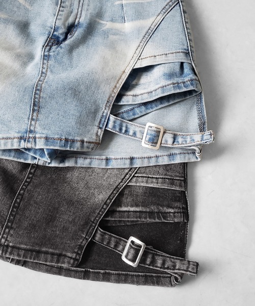 me+em select（ミームセレクト）の「【 インパン裏地付 】カットアウトベルトストラップデニムミニスカパン ／ cutout belt strap denim mini skirt pants（デニムスカート・レディース・ブラック/ブルー・SMALL/MEDIUM/LARGE）」の5枚目の写真