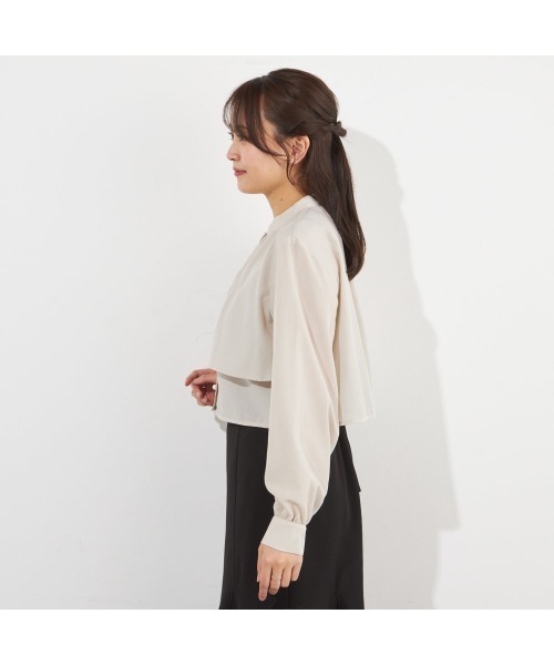 SUIT SELECT（スーツセレクト）の「【SUIT SELECT×Samantha Thavasa】【長袖】パールボタウンブラウス（シャツ/ブラウス・レディース・アイボリー/ベージュ・MEDIUM/LARGE）」の4枚目の写真