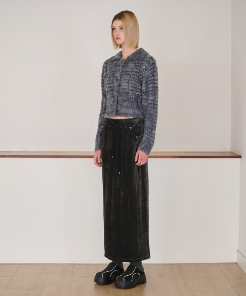 ETMON(エトモン)の「Velvet Banding Logo Skirt, Charcoal(スカート・レディース・その他・FREE)」の5枚目の写真