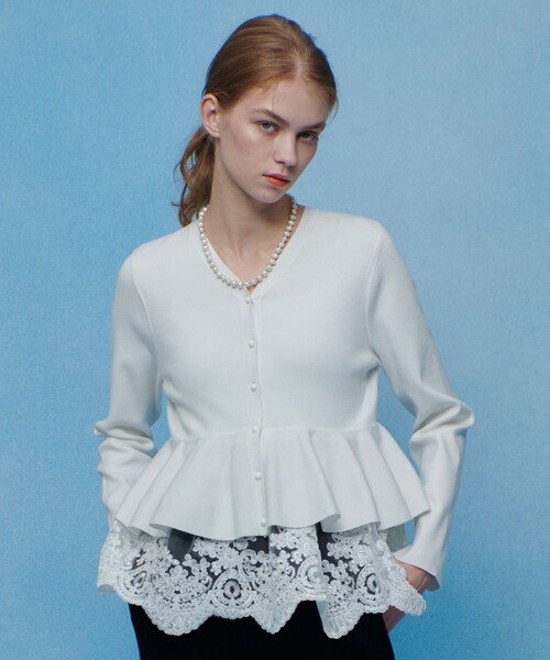 LOULOU WILLOUGHBY（ルルウィルビー）の「【LOULOU WILLOUGHBY】レースレイヤーペプラムカーディガン（カーディガン/ボレロ・レディース・オフホワイト/ブラック/グレー系その他・2）」の21枚目の写真