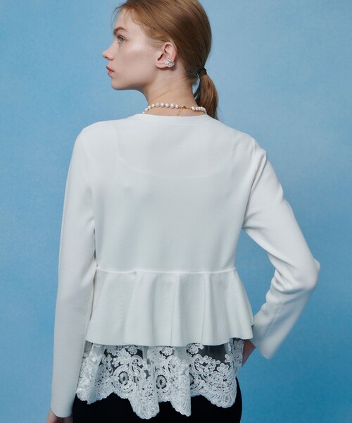 LOULOU WILLOUGHBY（ルルウィルビー）の「【LOULOU WILLOUGHBY】レースレイヤーペプラムカーディガン（カーディガン/ボレロ・レディース・オフホワイト/ブラック/グレー系その他・2）」の6枚目の写真
