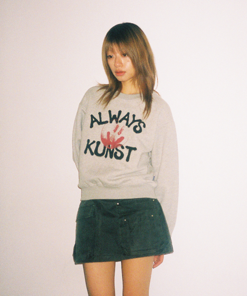 ISTKUNST(イストクンスト)の「ALWAYS KUNST SWEATSHIRTS_GREY(IK2FSMM442A)(スウェット・レディース・グレー・S/M/L)」の10枚目の写真