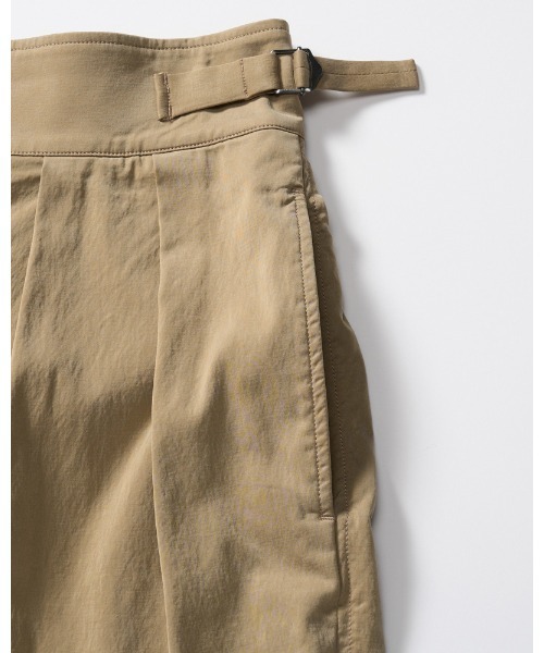 wjk（ダヴルジェイケイ）の「gurkha easy shorts（その他パンツ・メンズ・ブラック/ベージュ・SMALL/MEDIUM/LARGE/X-LARGE）」の5枚目の写真