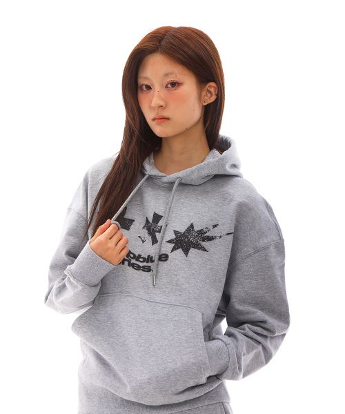 mydeepbluememories（マイディープブルーメモリーズ）の「SYMBOL LOGO GRAPHIC HOODIE (GREY)（パーカー・レディース・グレー・FREE/2）」の2枚目の写真
