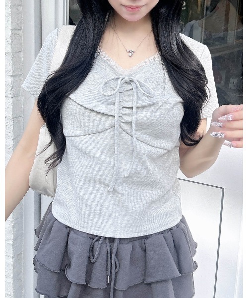 INGNI（イング）の「【WEB限定】レース付フロントギャザーリボンリブトップス（Tシャツ/カットソー・レディース・オフホワイト/ブラック/ホワイト×ブラック/ブラック×ホワイト/グレー・M）」の5枚目の写真