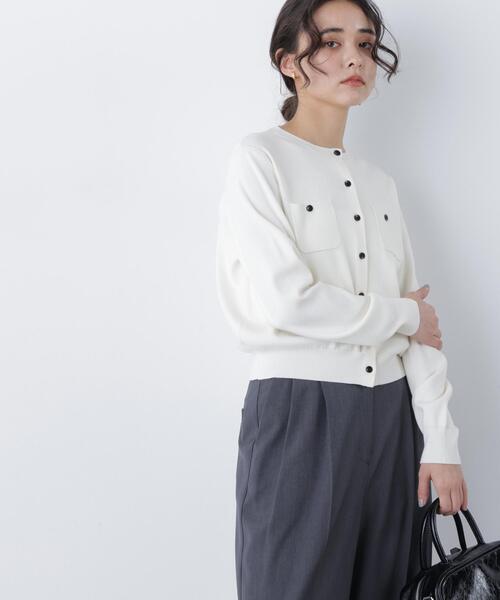 N.(N. Natural Beauty Basic)(エヌエヌナチュラルビューティーベーシック)の「<第3回 CLASSY.お仕事名品大賞2026 トップス賞受賞>ベーシックポケットカーデ(カーディガン/ボレロ・レディース・ピンク/グリーン/オフホワイト/レッド・フリ-/FREE)」の2枚目の写真