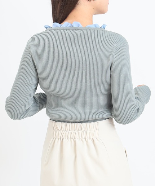 ASTORIA ODIER（アストリアオディール）の「イミテーションフリルリブニット　(300日着られるニット/イージーケア/ウォッシャブル)（ニット/セーター・レディース・ピンクベージュ/ライトグレー/ネイビー・MEDIUM）」の6枚目の写真