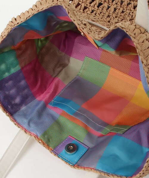 AVOCA(アヴォカ)の「【AVOCA/アヴォカ】Paper Tote Bag/巾着 ペーパートートバッグ(トートバッグ・レディース・ブラック/アイボリー/ブラウン・FREE)」の5枚目の写真
