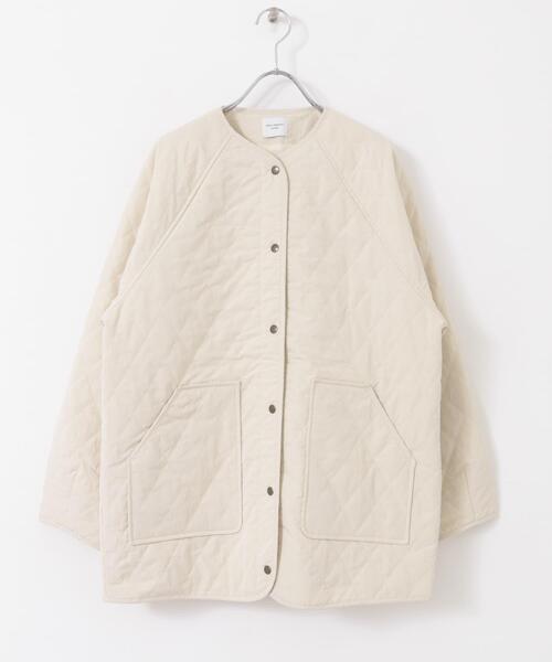 URBAN RESEARCH DOORS(アーバンリサーチドアーズ)の「カポックキルトミドルジャケット(ダウンジャケット/コート・レディース・グレー系その他/アイボリー/ブラック・FREE)」の11枚目の写真