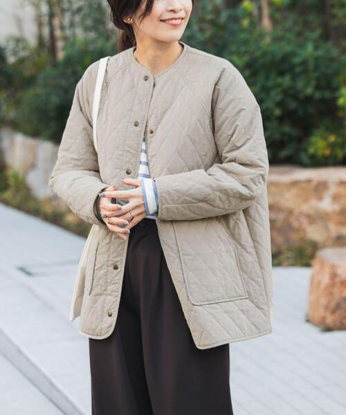 URBAN RESEARCH DOORS(アーバンリサーチドアーズ)の「カポックキルトミドルジャケット(ダウンジャケット/コート・レディース・グレー系その他/アイボリー/ブラック・FREE)」の15枚目の写真