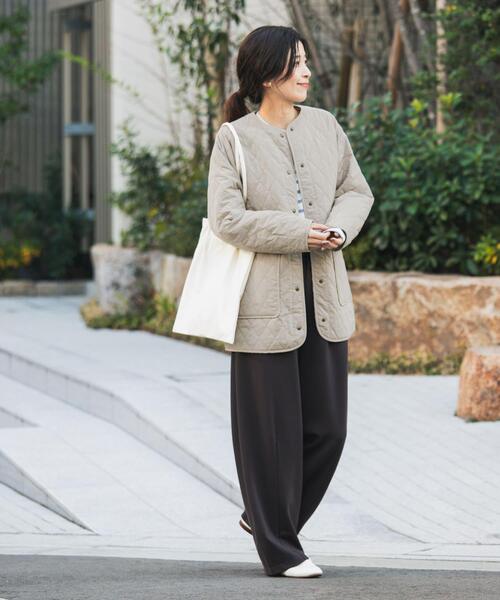 URBAN RESEARCH DOORS(アーバンリサーチドアーズ)の「カポックキルトミドルジャケット(ダウンジャケット/コート・レディース・グレー系その他/アイボリー/ブラック・FREE)」の20枚目の写真