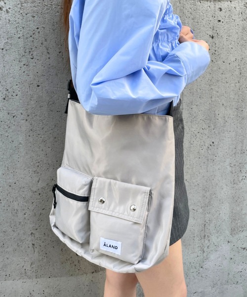 ALAND（エーランド）の「ALAND／ダブルポケットショルダーバッグ（ショルダーバッグ・レディース・グレー/ブラック・FREE）」の17枚目の写真
