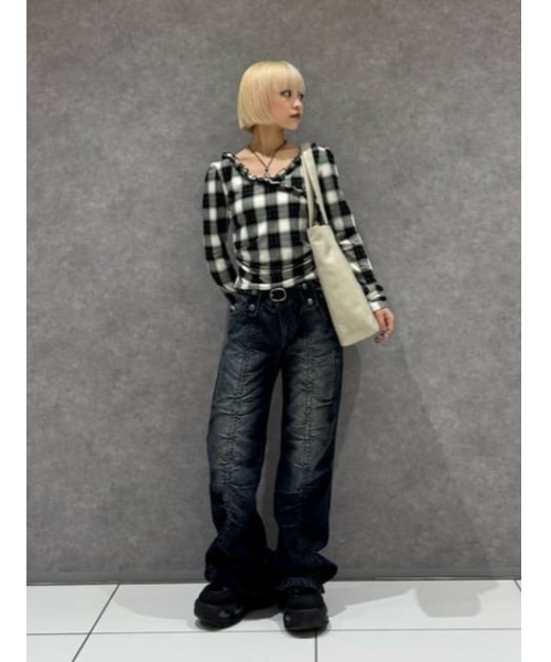 LAGUA GEM(ラグアジェム)の「FRILL COMPACT トップス(Tシャツ/カットソー・レディース・ブラック/ネイビー・FREE)」の17枚目の写真