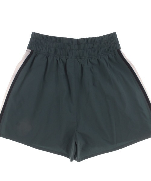 TIGORA by BEAMS DESIGN（ティゴラバイビームスデザイン）の「ティゴラ ビームス TIGORA by BEAMS DESIGN フィットネスショートパンツ（その他パンツ・レディース・グリーン/ピンク・S/M/L/XL）」の11枚目の写真