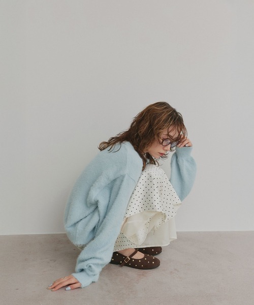 ad thie(アドティエ)の「スタッズ デザイン メリージェーン パンプス(パンプス・レディース・ブルー/ブラウン・LARGE/MEDIUM)」の9枚目の写真