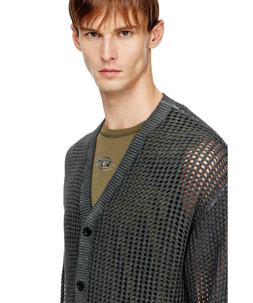 DIESEL(ディーゼル)の「メンズ カーディガン K-ROQUETE(カーディガン/ボレロ・メンズ・チャコールグレー・LARGE/SMALL/MEDIUM)」の3枚目の写真