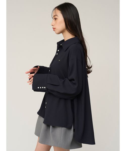 SNIDEL(スナイデル)の「バックサテンシャツ(シャツ/ブラウス・レディース・オレンジ/ネイビー/ホワイト・F)」の10枚目の写真