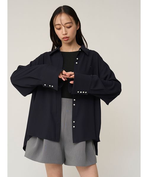 SNIDEL(スナイデル)の「バックサテンシャツ(シャツ/ブラウス・レディース・オレンジ/ネイビー/ホワイト・F)」の16枚目の写真