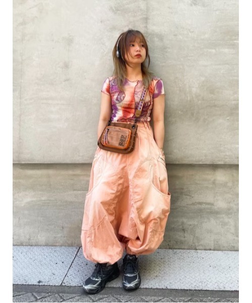 Desigual(デシグアル)の「マーブルペイズリープリント半袖Tシャツ(Tシャツ/カットソー・レディース・マルチ・XL/L/M/S/XS)」の1枚目の写真