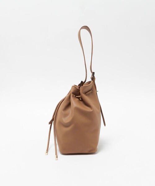 green label relaxing(グリーンレーベルリラクシング)の「ドロスト ショルダーバッグ(ショルダーバッグ・レディース・ブラック/ブラウン系・FREE)」の7枚目の写真
