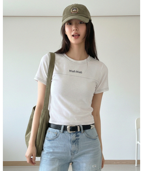 muahmuah（ムーアムーア）の「クロップポイントピンタック半袖Tシャツ [3色]（Tシャツ/カットソー・レディース・グレー/アイボリー/ブラック・FREE）」の5枚目の写真