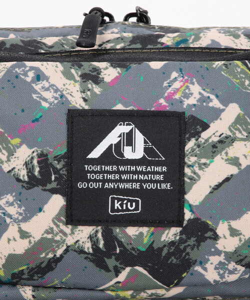 KiU(キウ)の「KiU/キウ FUJIROCK FP MINI SHOULDER フロントポケットミニショルダーバッグ K572(ショルダーバッグ・メンズ・カモフラージュ/その他16・ONE SIZE)」の6枚目の写真