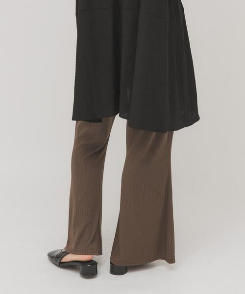 KBF（ケイビーエフ）の「イージーRIBフレアパンツ（その他パンツ・レディース・ブラウン/アイボリー/ブラック・ONE）」の15枚目の写真
