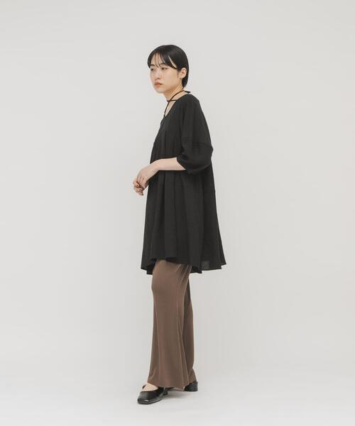 KBF（ケイビーエフ）の「イージーRIBフレアパンツ（その他パンツ・レディース・ブラウン/アイボリー/ブラック・ONE）」の18枚目の写真