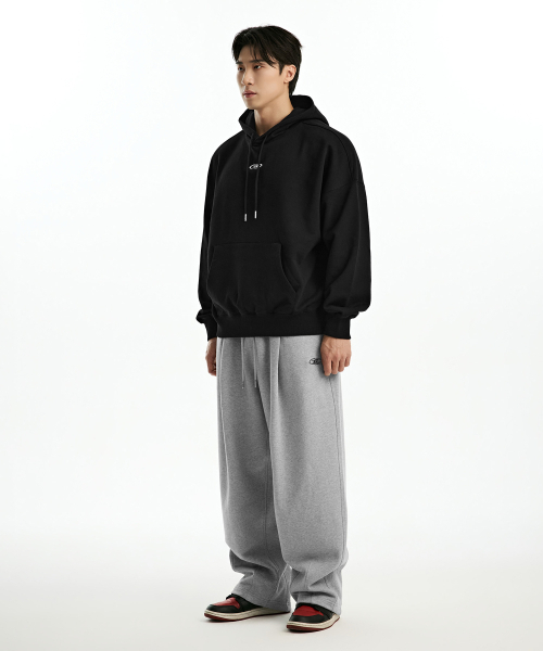 BORN TO WIN（ボーントゥウィン）の「CHROME B HOODIE [BLACK]（パーカー・メンズ・その他・1/2/3）」の4枚目の写真