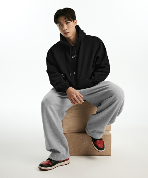 BORN TO WIN（ボーントゥウィン）の「CHROME B HOODIE [BLACK]（パーカー・メンズ・その他・1/2/3）」の7枚目の写真