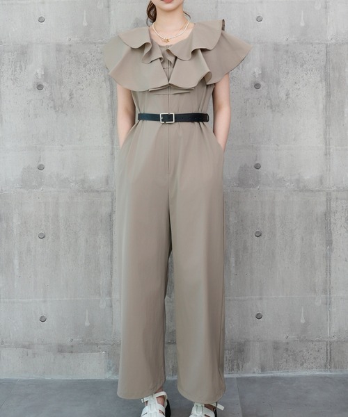 DRESS PLUS(ドレスプラス)の「ラッシュガード オールインワン フリル付き(サロペット/オーバーオール・レディース・ブラック/チャコール/ダークベージュ・M/L)」の3枚目の写真