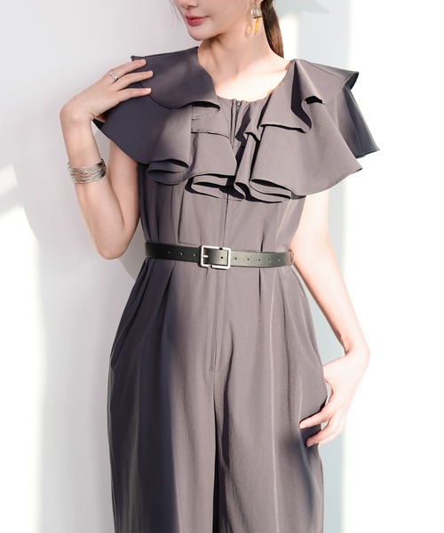 DRESS PLUS(ドレスプラス)の「ラッシュガード オールインワン フリル付き(サロペット/オーバーオール・レディース・ブラック/チャコール/ダークベージュ・M/L)」の6枚目の写真