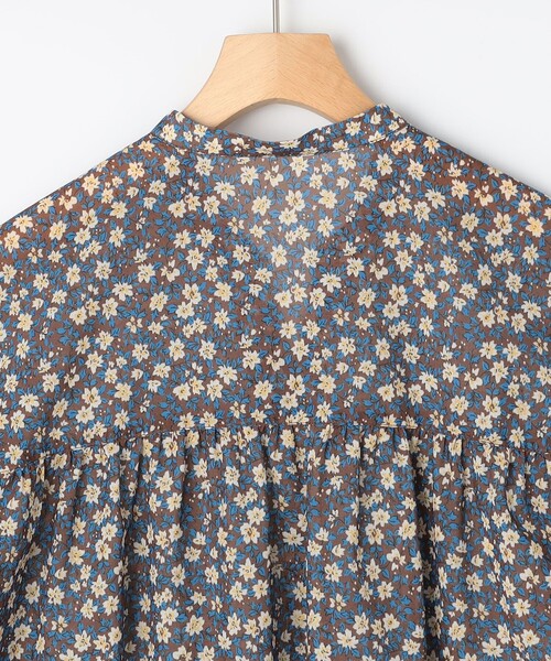MICO COULIER（ミコクリエ）の「小花プリントブラウス（シャツ/ブラウス・レディース・ブルー系その他/ブラウン系その他・38）」の10枚目の写真