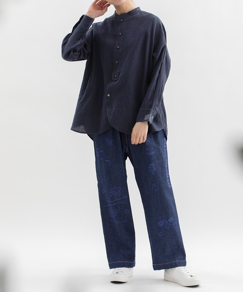 nop de nod(ノップドゥノッド)の「ヘンプスタンドカラー羽織シャツ(シャツ/ブラウス・レディース・オフホワイト/キナリ/ネイビー/レッド・3)」の9枚目の写真
