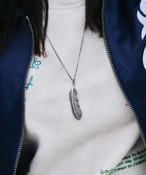 Subciety(サブサエティ)の「Metal necklace-feather-(ネックレス・メンズ・アンティークゴールド/アンティークシルバー・FREE)」の9枚目の写真