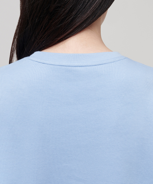 MUSINSA STANDARD WOMAN（ムシンサスタンダードウーマン）の「ウィメンズリラックスフィットクルーネックTシャツ[スカイブルー]（Tシャツ/カットソー・レディース・その他・SMALL/X-SMALL/MEDIUM/LARGE）」の4枚目の写真