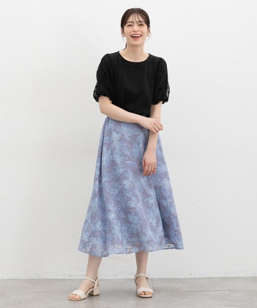 Honeys(ハニーズ)の「【ハニさら・接触冷感・UVカット・遮熱】袖刺繍トップス(Tシャツ/カットソー・レディース・ホワイト/サックスブルー/ブラック/クリーム・3L/L/LL/M/S)」の8枚目の写真
