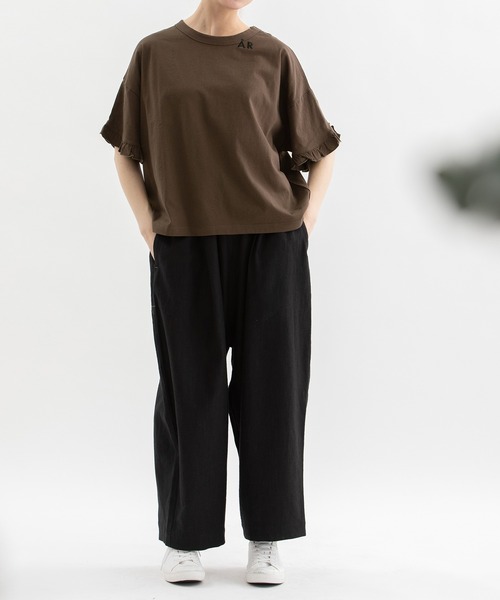 nop de nod(ノップドゥノッド)の「USコットンフリルスリーブTシャツ(Tシャツ/カットソー・レディース・ブラック/ブラウン/オフホワイト・3)」の11枚目の写真