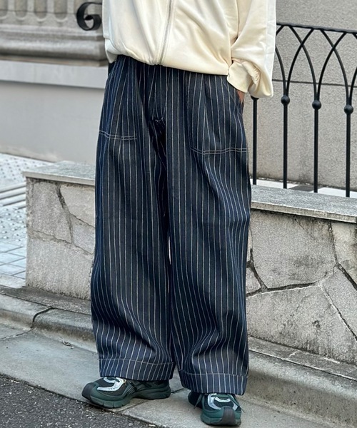 MandO（エムオー）（エムオー）の「ストライプ&無地ベイカータックデニムワイドストレートパンツ（デニムパンツ・メンズ・ブラック/ブルー系その他/インディゴブルー/ブラック系その他・SMALL/LARGE/MEDIUM）」の21枚目の写真