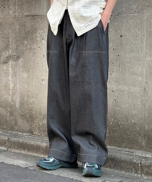 MandO（エムオー）（エムオー）の「ストライプ&無地ベイカータックデニムワイドストレートパンツ（デニムパンツ・メンズ・ブラック/ブルー系その他/インディゴブルー/ブラック系その他・SMALL/LARGE/MEDIUM）」の8枚目の写真