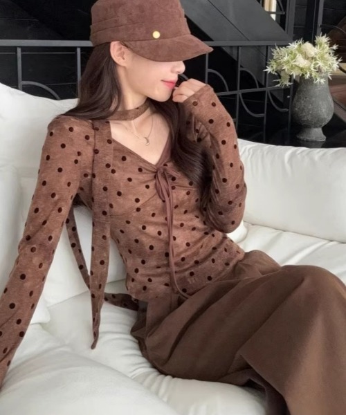 Ritzy（リッツィー）の「前身リボン Vネック トッド柄チョーカー付きロングスリーブトップス（Tシャツ/カットソー・レディース・ブラウン・L/M）」の16枚目の写真